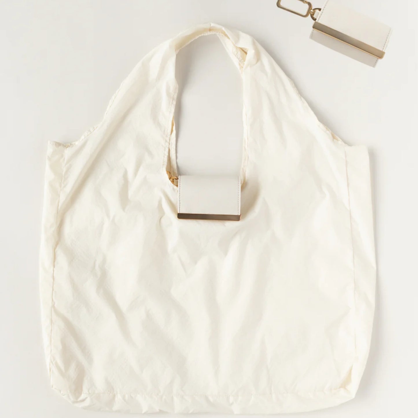 Never Forget a Bag Again – Keychain Tote Holds 50 lbs