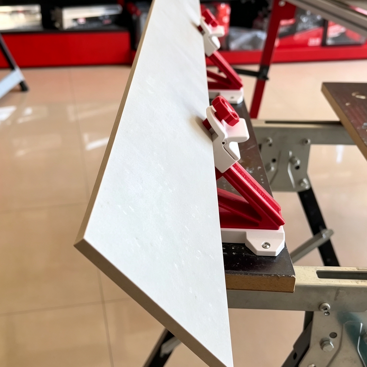 Professional Large Inclined Tile Support for Precision Angle Cutting
