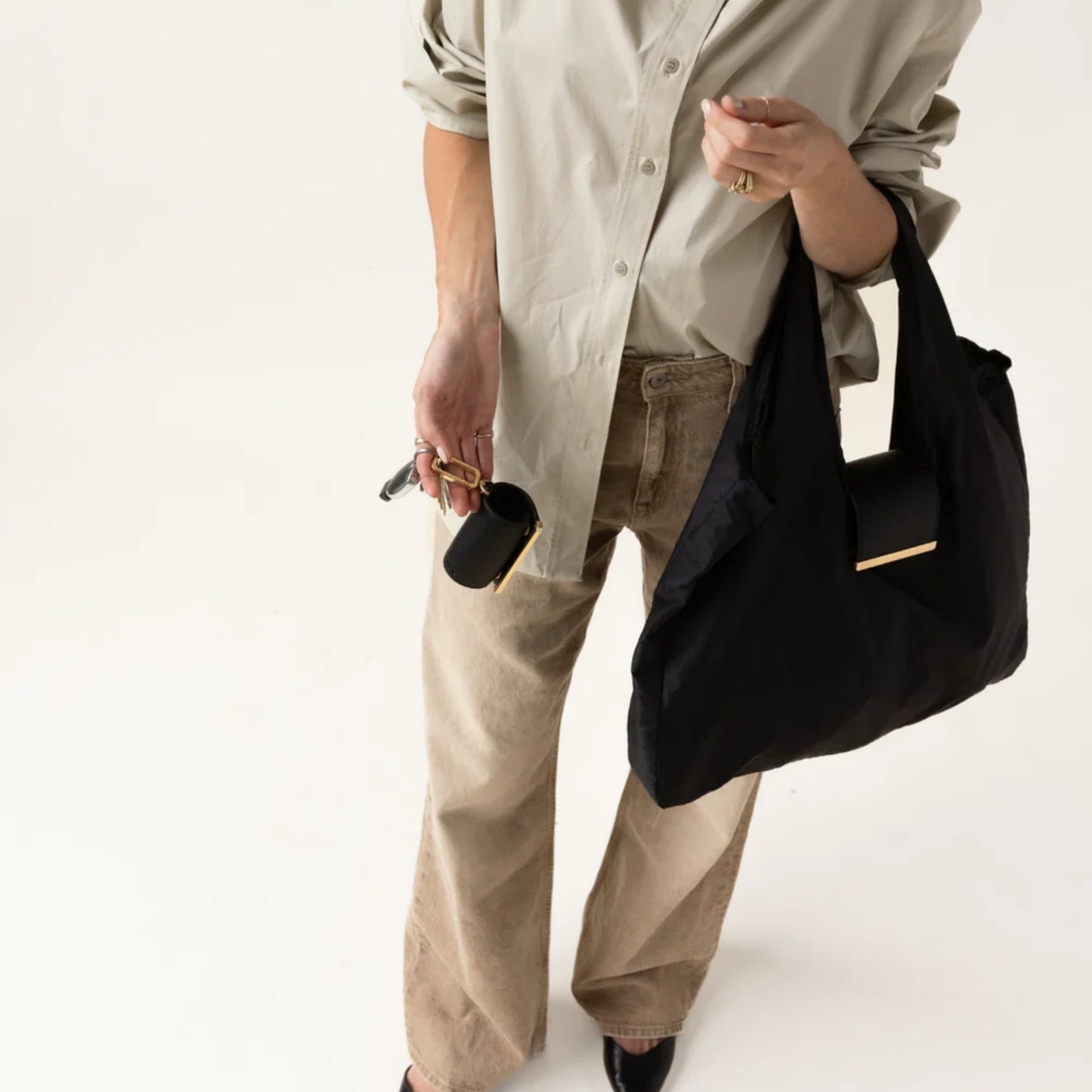 Never Forget a Bag Again – Keychain Tote Holds 50 lbs