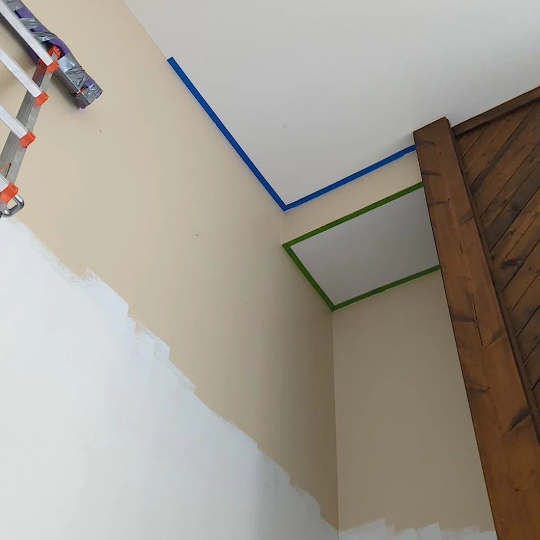 Blue Painter’s Tape Applicator with Starter Tape Roll