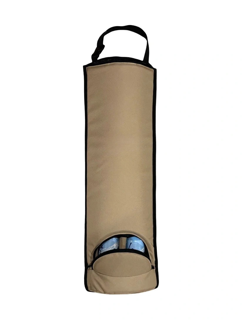 Cold Drinks at Arm’s Reach. Without Leaving the Water.