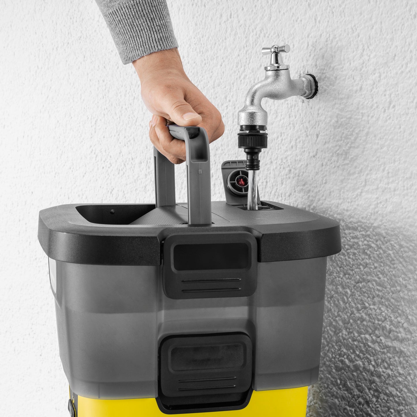 No Tap. No Outlet. No Excuses. Just 8 Litres of Water and a Clean Bike Anywhere.